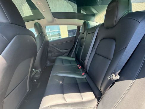 Used 2019 Tesla Model 3 Long Range AWD/4WD image 17
