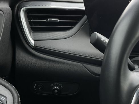 Used 2024 Buick Encore GX Sport Touring image 14