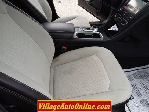 Used 2019 Ford Fusion SE w/ Equipment Group 151A image 27