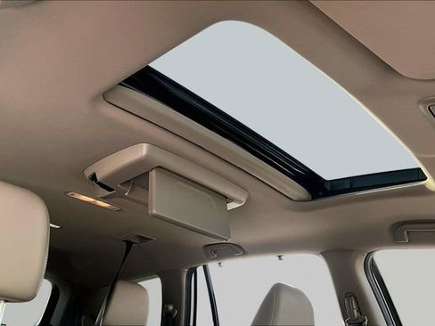 Used 2021 Honda Pilot Touring image 26