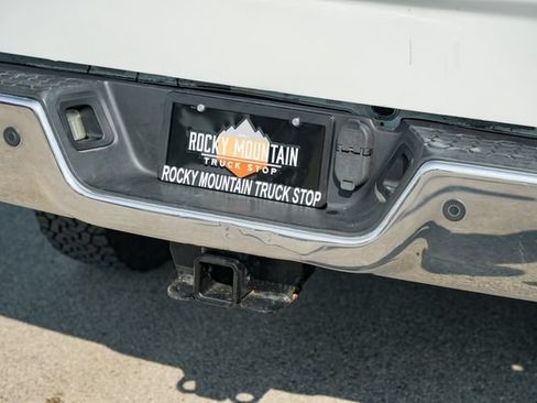 Used 2018 RAM 2500 Tradesman w/ Chrome Appearance Group AWD/4WD image 9