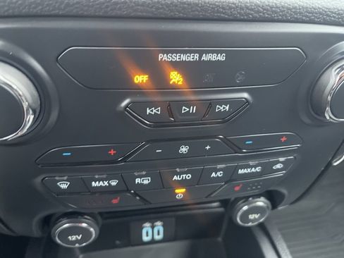 Used 2020 Ford Ranger XLT w/ Equipment Group 302A Luxury image 18