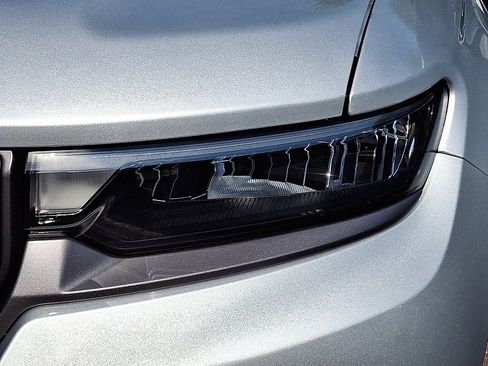 New 2026 Jeep Grand Cherokee L Limited AWD/4WD image 2