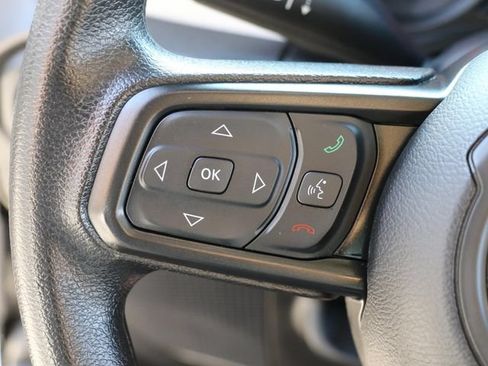 Used 2025 Jeep Gladiator Sport AWD/4WD image 28