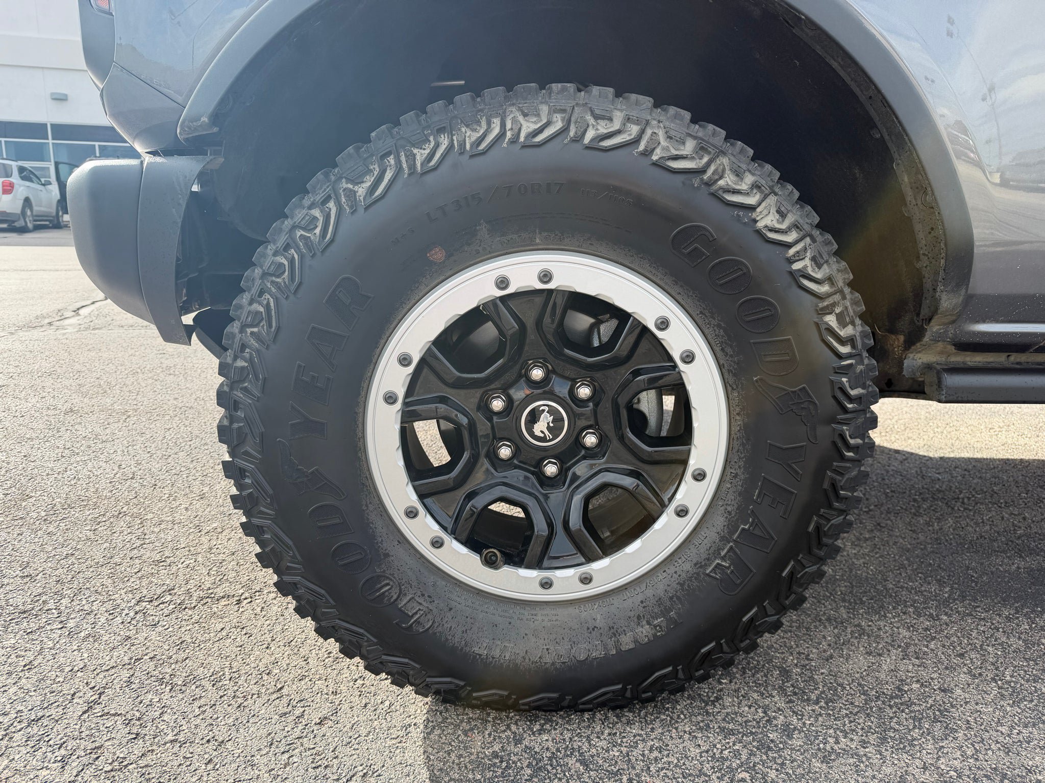 Used 2023 Ford Bronco Badlands AWD/4WD image 9