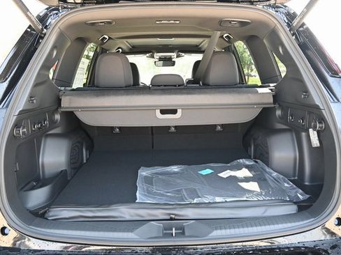 New 2025 Subaru Forester Premium image 15