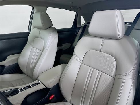 Certified 2026 Honda HR-V EX-L image 8