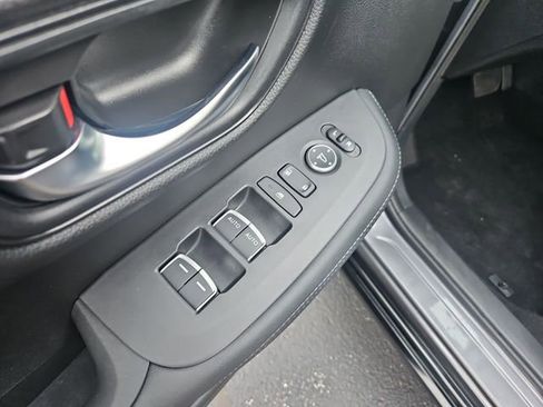 Certified 2024 Honda HR-V EX-L image 12