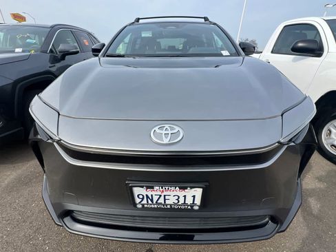 Used 2024 Toyota bZ4X XLE image 6