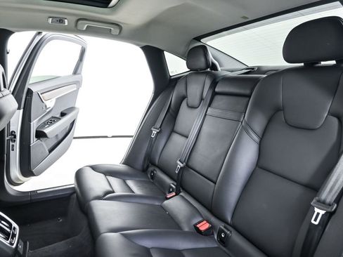 Used 2018 Volvo S90 T5 Momentum w/ Convenience Package AWD/4WD image 20