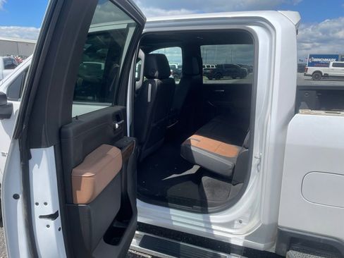 Used 2022 Chevrolet Silverado 3500 High Country AWD/4WD image 6
