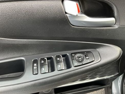 Used 2020 Hyundai Santa Fe SEL w/ Convenience Package AWD/4WD image 17