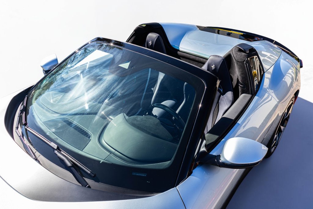 Certified 2026 Ferrari 12Cilindri Spider RWD image 30