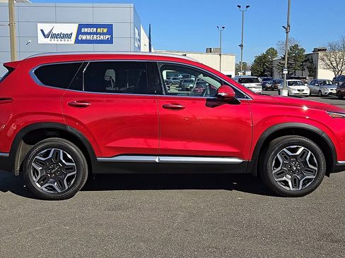 Certified 2023 Hyundai Santa Fe Limited w/ Cargo Package AWD/4WD image 9
