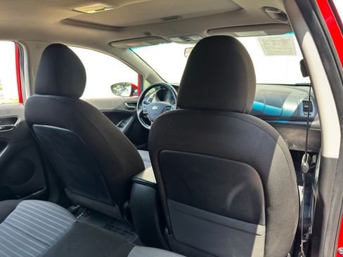 Used 2018 Kia Forte S w/ S Technology Plus Package FWD image 32