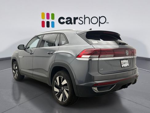 Used 2025 Volkswagen Atlas Cross Sport SE AWD/4WD image 3