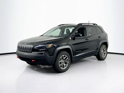 Used 2022 Jeep Cherokee Trailhawk w/ Premium Leather Package AWD/4WD image 1