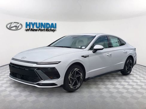 New 2026 Hyundai Sonata SEL FWD image 1