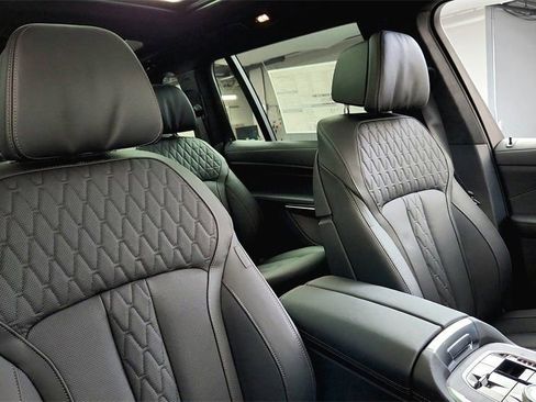 New 2026 BMW X7 M60i AWD/4WD image 26