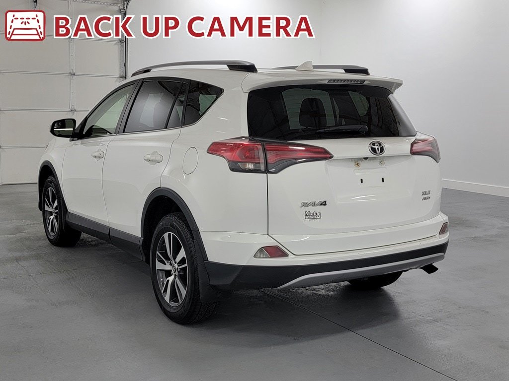 Used 2017 Toyota RAV4 XLE w/ All Weather Liner Package AWD/4WD image 6