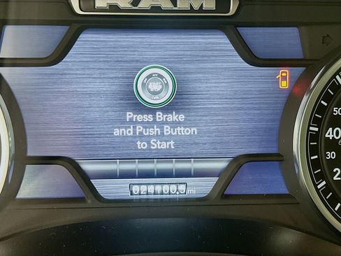 Used 2024 RAM 2500 Laramie image 19