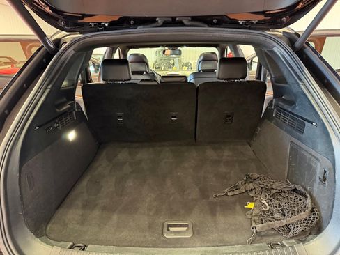 Used 2018 Lincoln MKX Reserve w/ Lincoln MKX Climate Package image 37