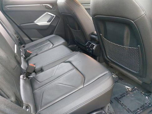 Used 2022 Audi Q3 2.0T Premium Plus w/ Premium Plus Package image 11