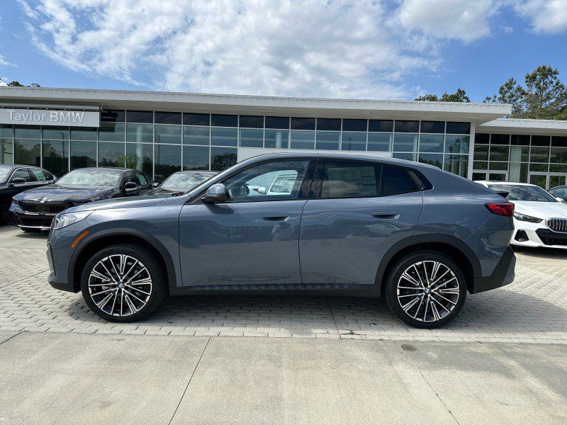 New 2026 BMW X2 xDrive28i w/ Convenience Package AWD/4WD image 2