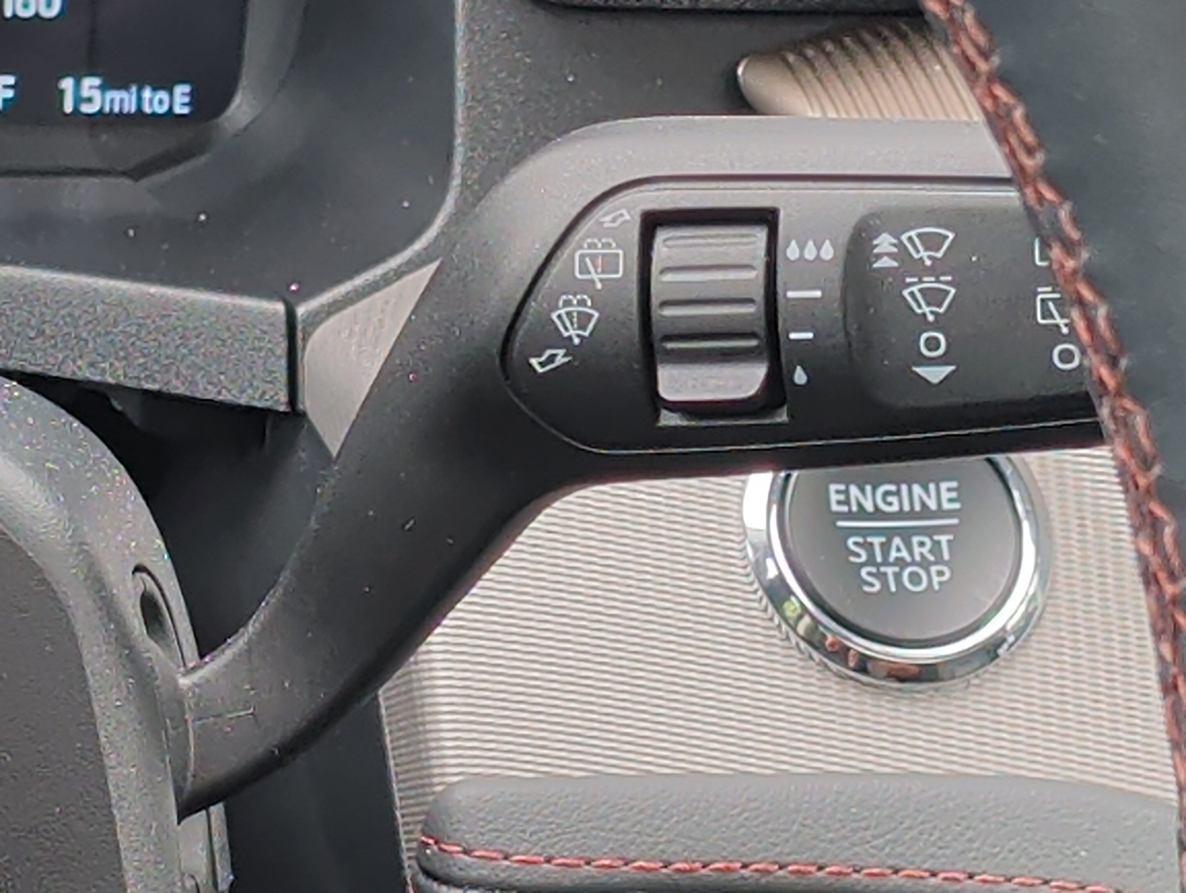 Used 2026 Ford Explorer Active w/ Active Comfort Package AWD/4WD image 30
