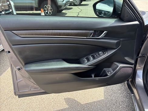 Used 2019 Honda Accord EX image 20