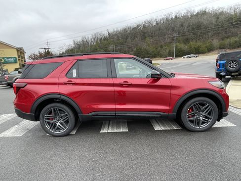 New 2026 Ford Explorer ST w/ Sun And Sound Package AWD/4WD image 4