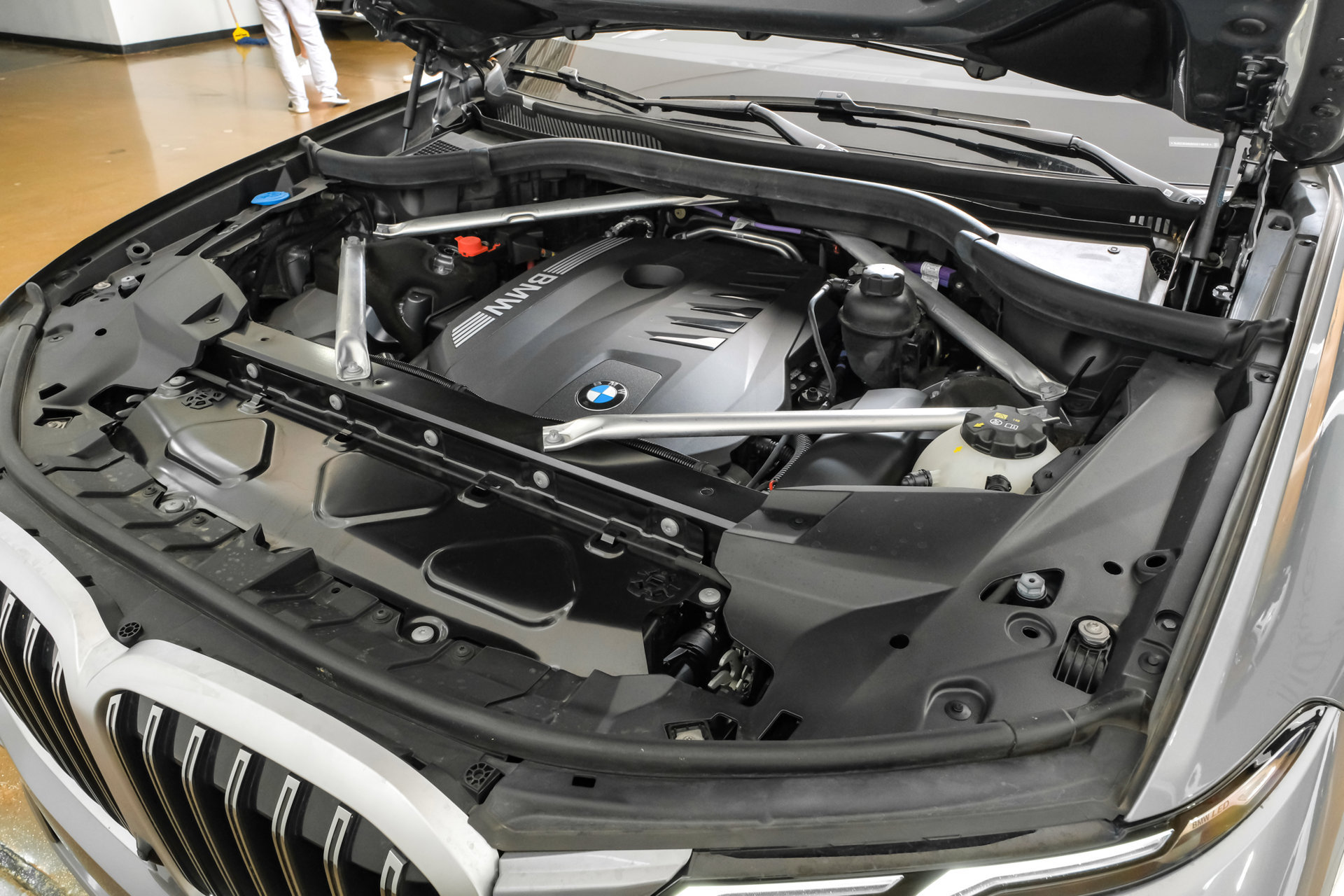 Used 2025 BMW X7 xDrive40i AWD/4WD image 69