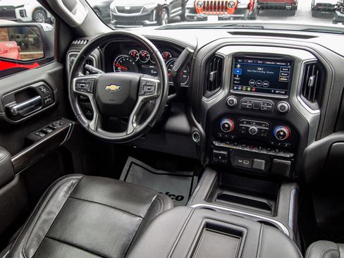 Used 2019 Chevrolet Silverado 1500 LTZ image 25