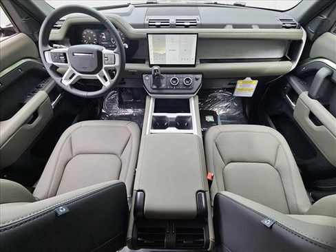 Certified 2025 Land Rover Defender 110 S image 17