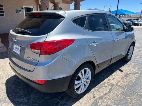 Used 2013 Hyundai Tucson Limited w/ Premium Pkg FWD image 2