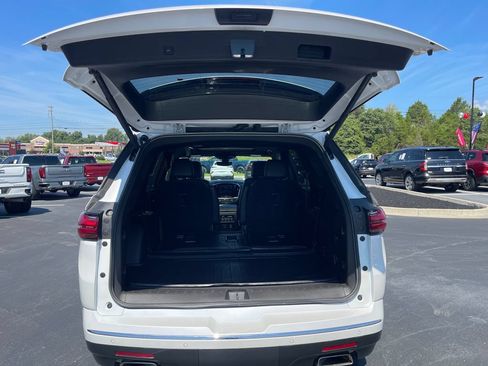 Used 2023 Chevrolet Traverse High Country AWD/4WD image 9