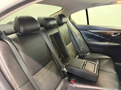 Used 2019 INFINITI Q50 Luxe w/ Essential Package (3.0T Luxe) image 29