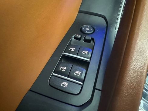 Used 2022 BMW X6 M50i w/ Executive Package image 45