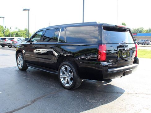 Used 2019 Chevrolet Suburban LT AWD/4WD image 7