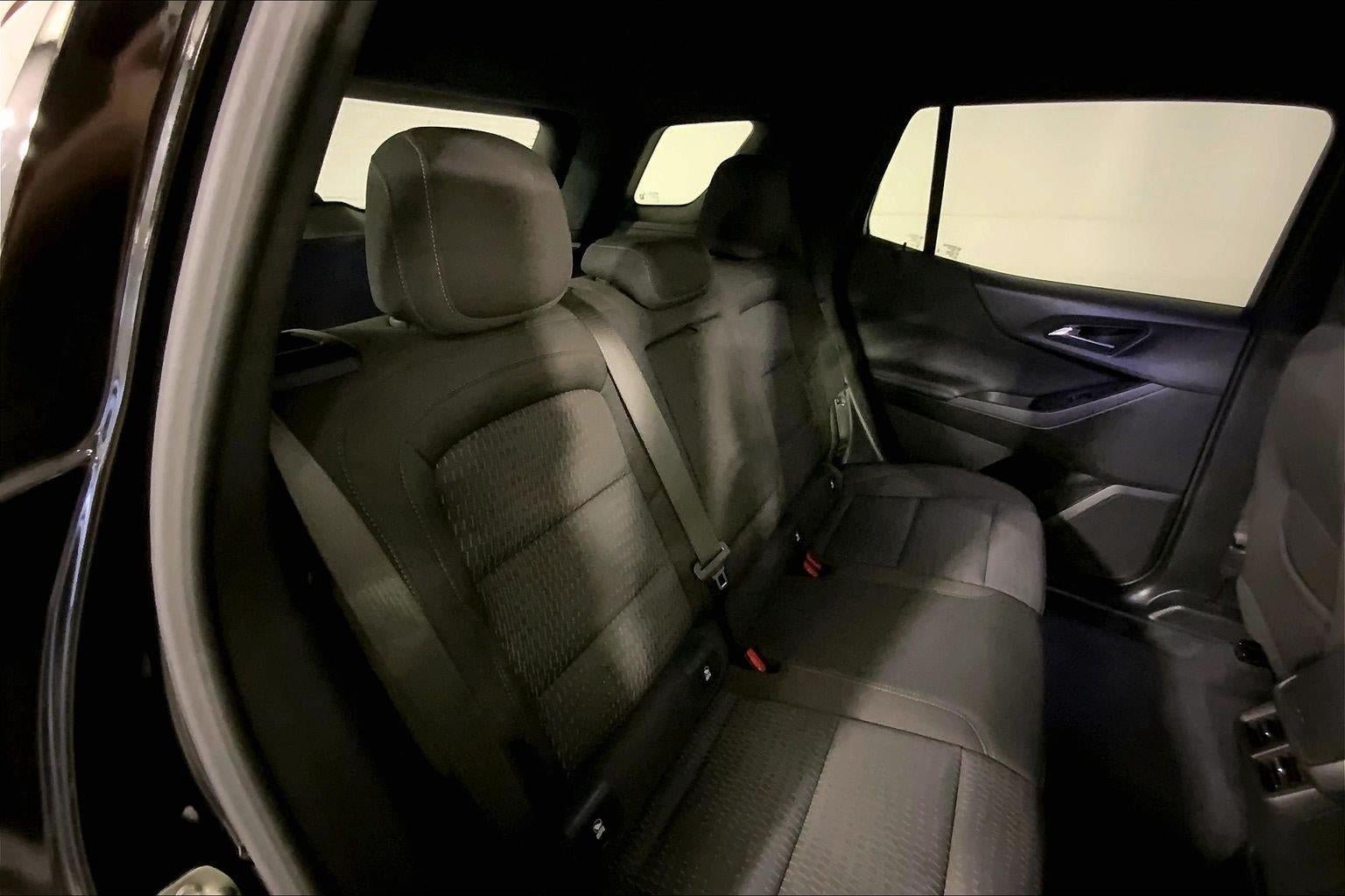 Used 2025 Chevrolet Equinox LT FWD image 23