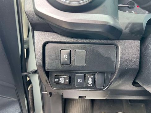 Certified 2023 Toyota Tacoma TRD Off-Road image 23