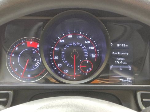 Used 2022 Hyundai Elantra SEL image 23