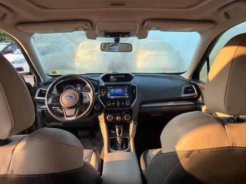 Used 2019 Subaru Forester Limited AWD/4WD image 18