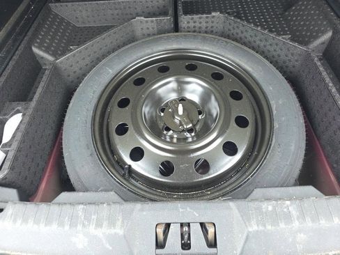 Used 2022 Ford Edge SEL w/ Convenience Package image 16