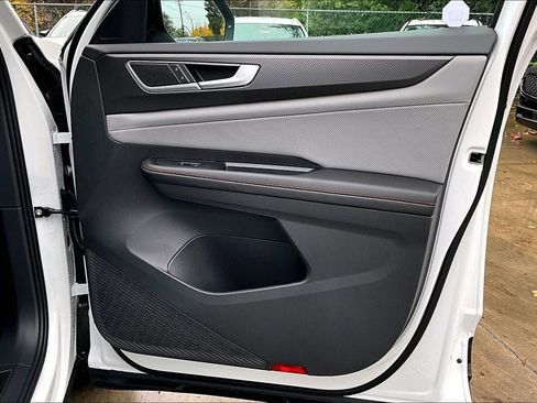 New 2026 Volkswagen Atlas Peak Edition image 28