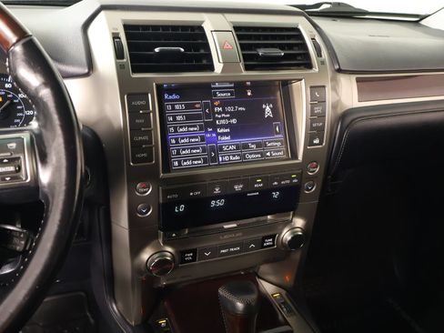 Used 2018 Lexus GX 460 Premium AWD/4WD image 5