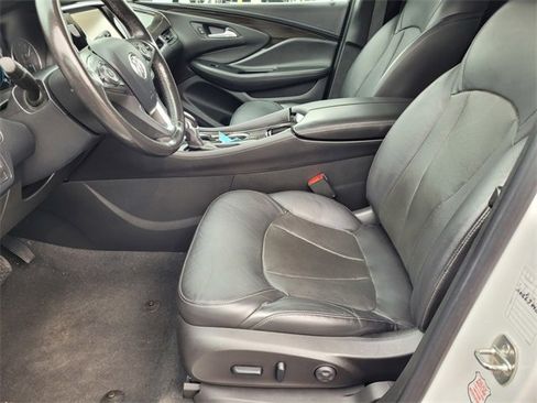 Used 2019 Buick Envision Premium image 17