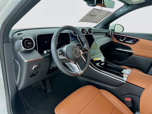 New 2026 Mercedes-Benz GLC 300 image 10