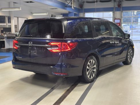 Used 2023 Honda Odyssey EX-L image 5