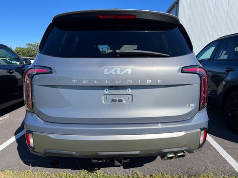 Used 2023 Kia Telluride SX X-Line AWD/4WD image 3